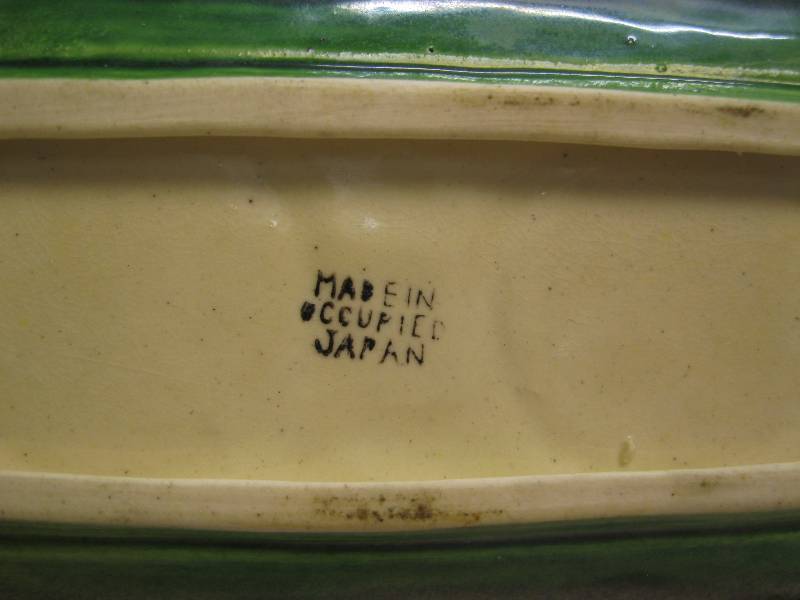 lot 285 image: Vintage Occupied&nbspJapan Corn Salt And Pep...