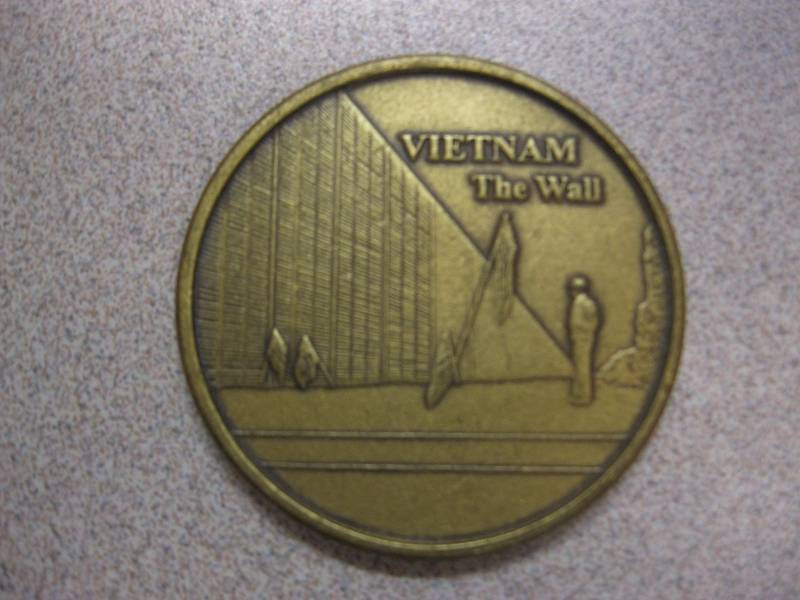 American Legion Vietnam Wall Coin 66 Antiques Furniture