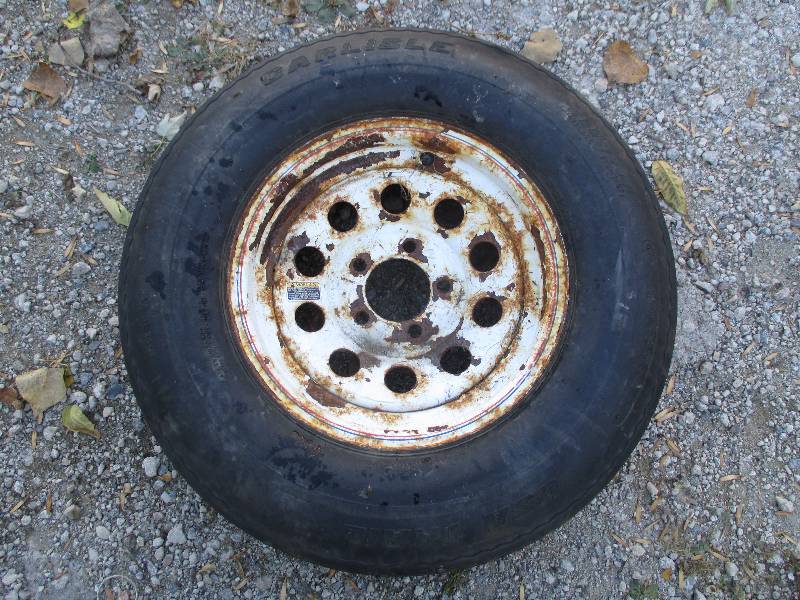Trailer tire, good tread, Carslile ...