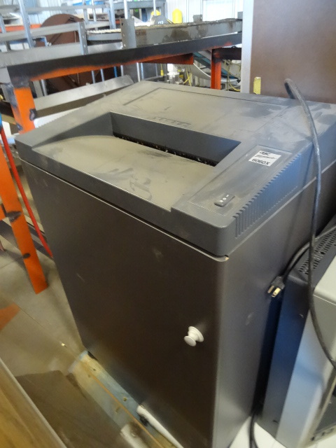 lot 15 image: GBC 6060X Paper Shredder 110 Volt