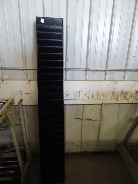 lot 21 image: Metal Wall Hanging File Sorter