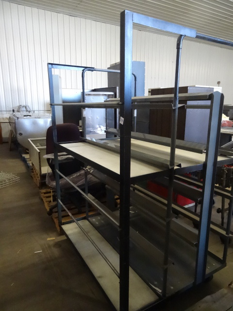 lot 27 image: 51 X 40 X 70 Cart on Wheels