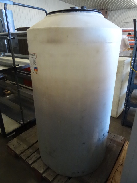lot 28 image: 150 Gal. Poly Chemical Tank
