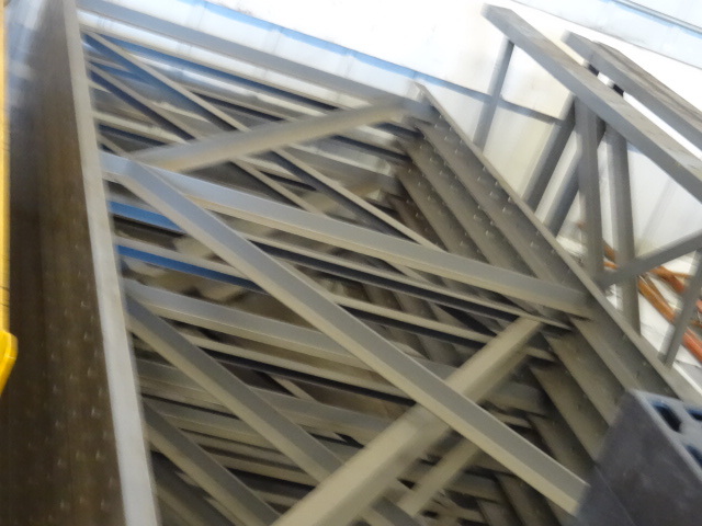 lot 81 image: 19 X 42 Pallet Rack Uprights