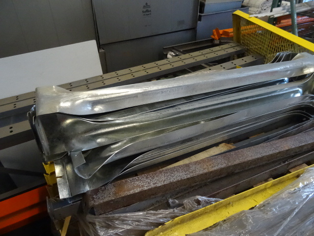 lot 82 image: Pallet Racking Pallet Supports 42