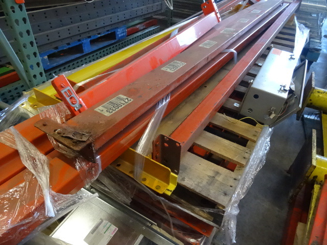lot 83 image: Misc Pallet Rack Beams Mostly Bolt