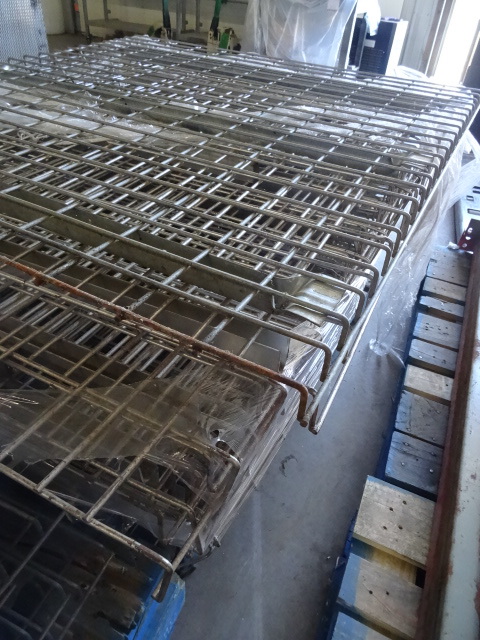lot 84 image: Pallet Rack Grates 41 X 48 Qty 17