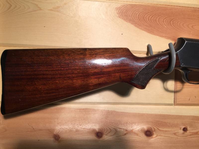lot 17 image: Riverside Arms 520 Pump 16 GA Shotgun