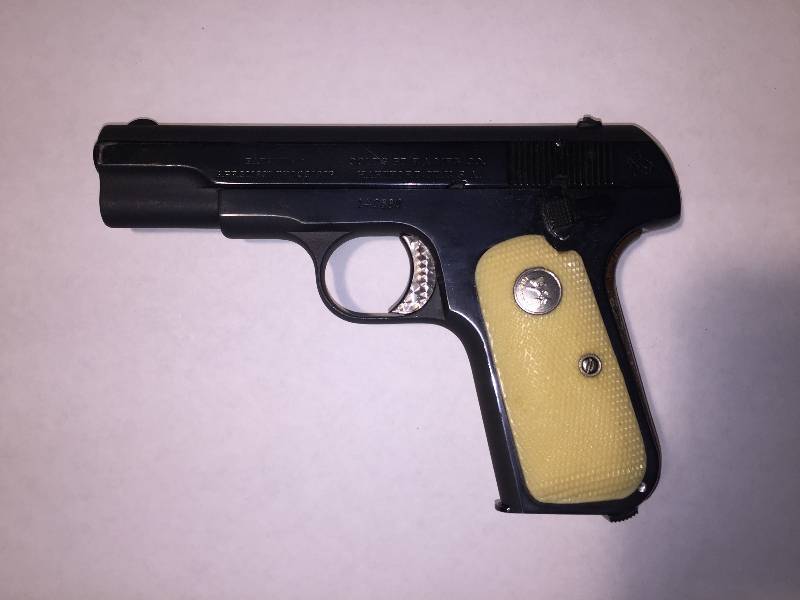 lot 22 image: Colt 1908 Semi-Auto .32 Pistol