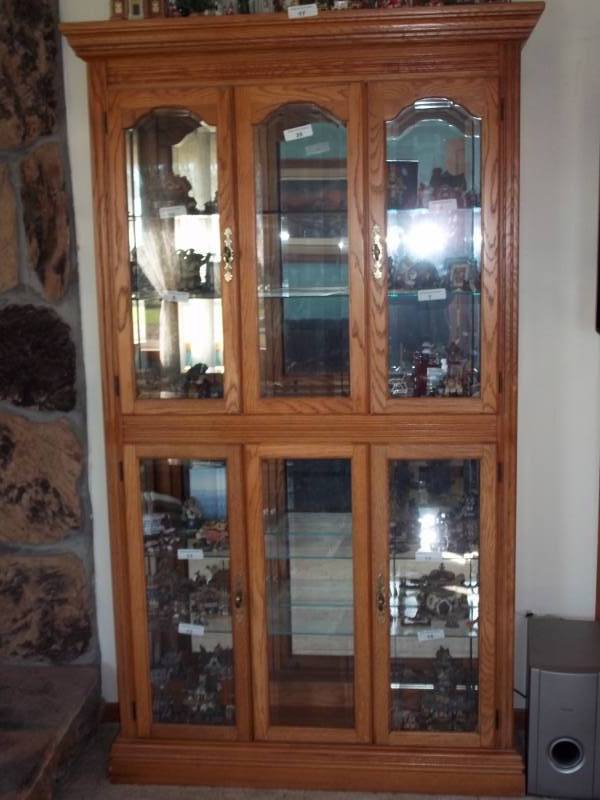 lot 35 image: Large Hutch with glass shelves contents not included