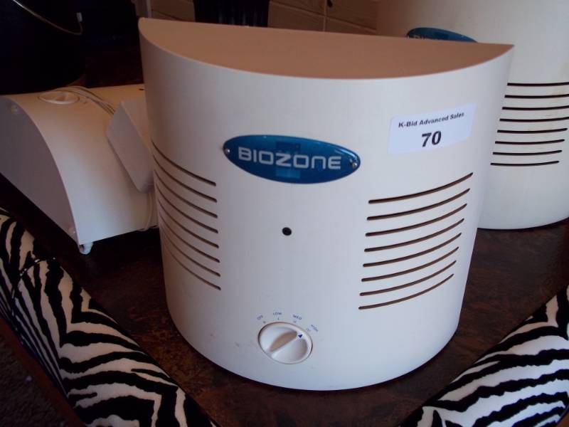 lot 70 image: Biozone air cleaner