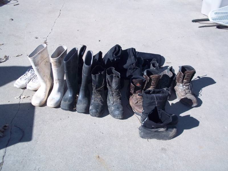 lot 133 image: Large collection of boots