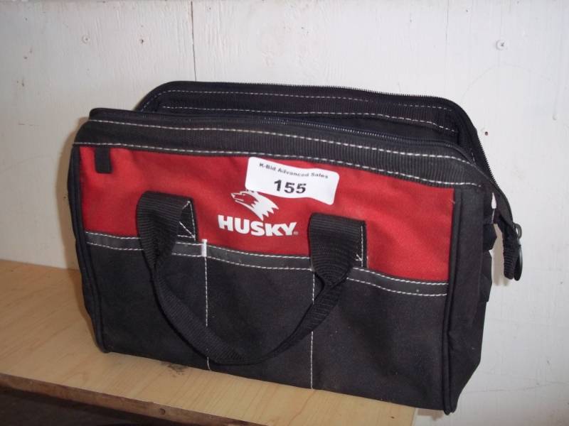 lot 155 image: Husky tool bag