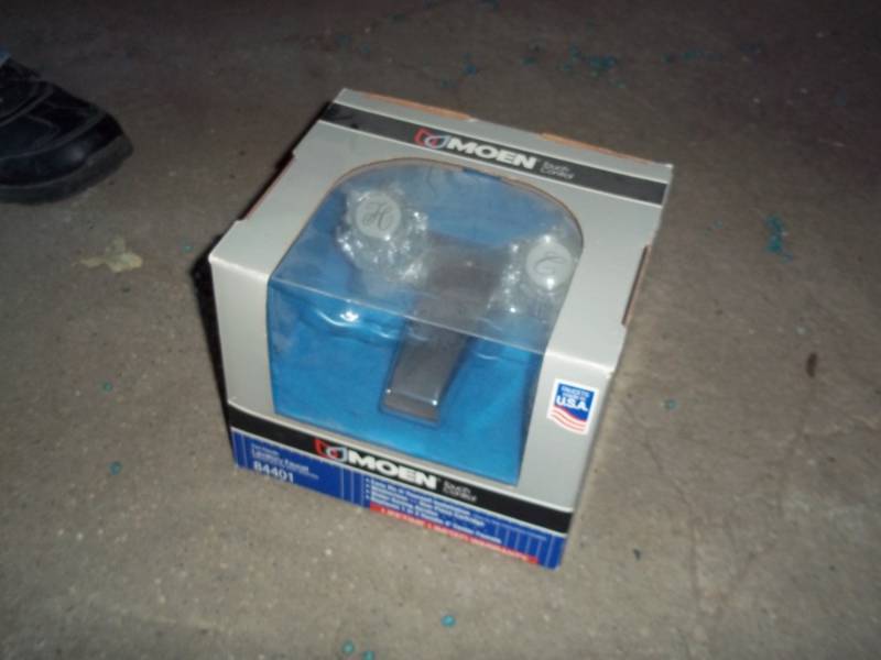lot 225 image: New Moen Bathroom faucet