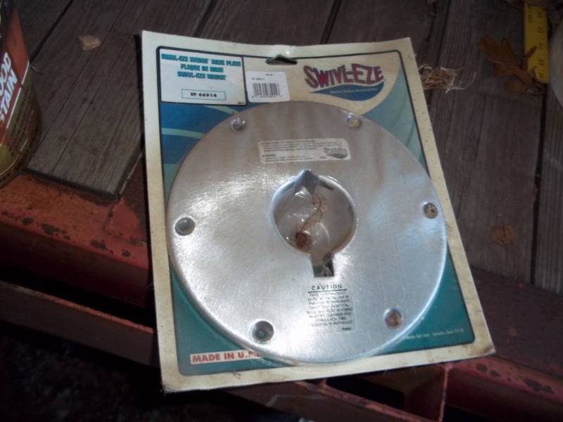 lot 245 image: Boat seat base