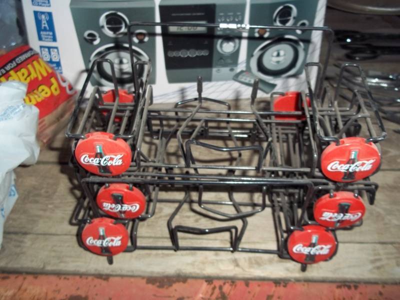 lot 286 image: Coke Racks