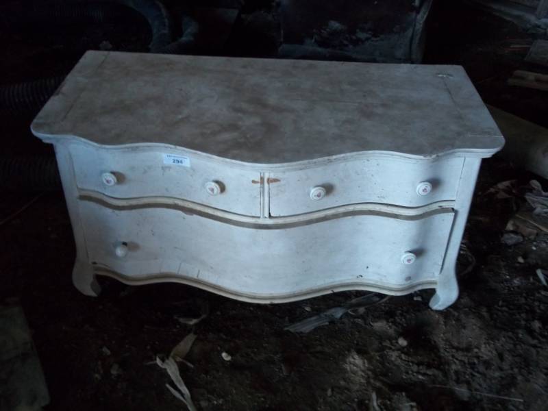 lot 294 image: Dresser