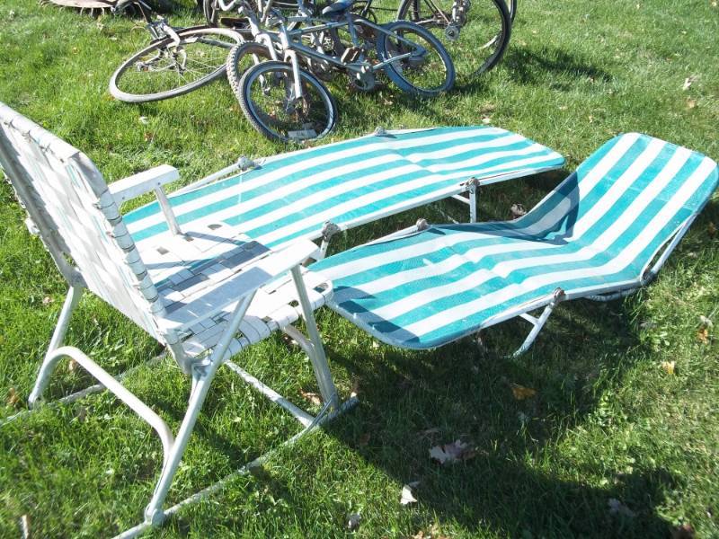 lot 299 image: Lawn chair and 2 - loungers