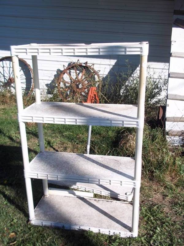 lot 329 image: Plastic shelf