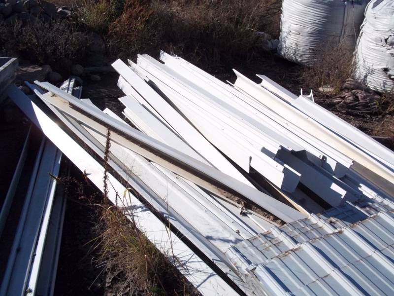 lot 398 image: Lot of Gutters