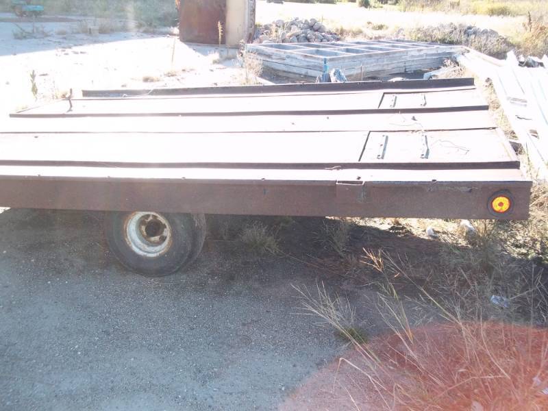 lot 1 image: 1993 Ranger Snowmobile Trailer 8 x 10 Steel, vin# 1xlss1419p1008310, model is 8x10