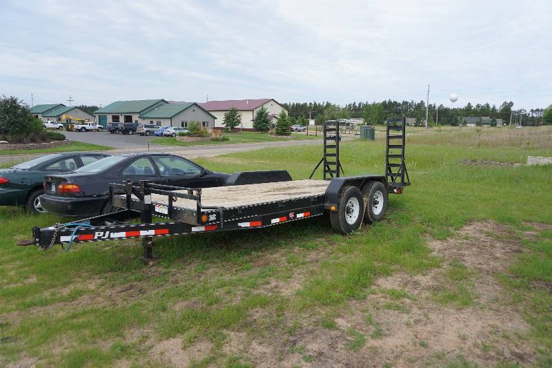 2013 PJ 18 Tandem Axle Equipment Trailer