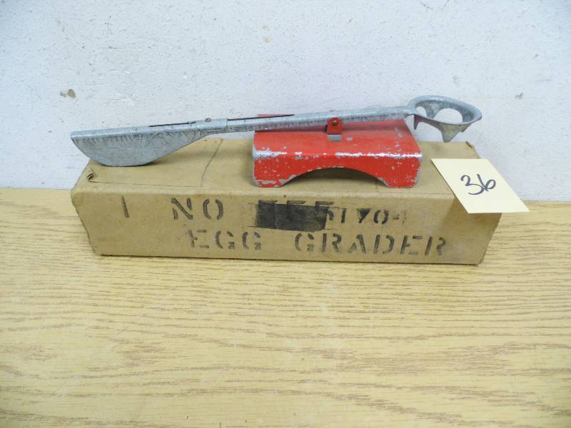 lot 36 image: Egg Grader