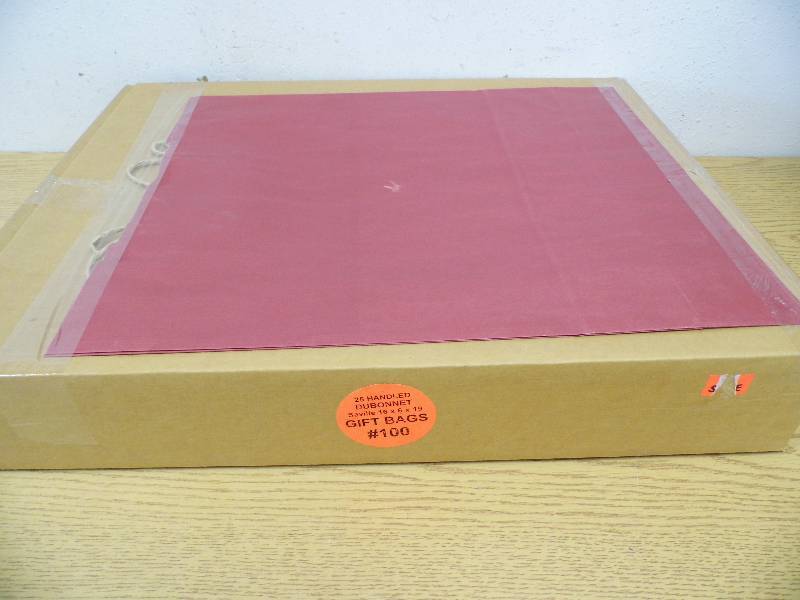 lot 81 image: Shopping Bags