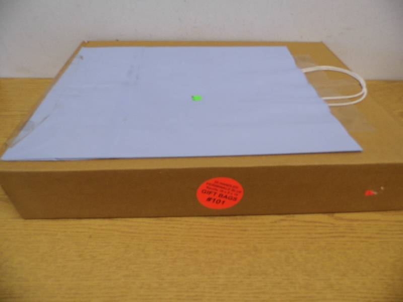 lot 85 image: Shopping Bags