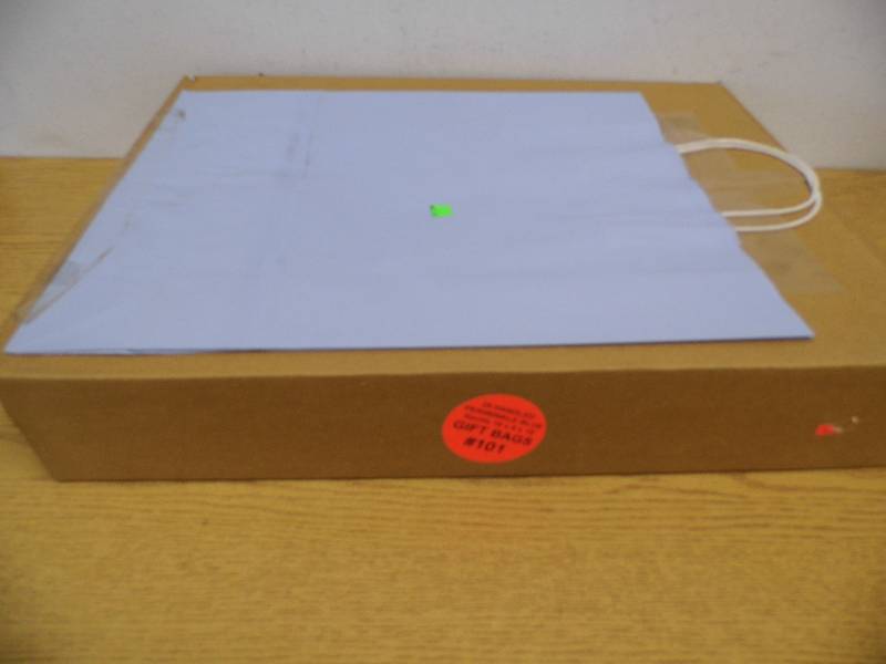 lot 86 image: Shopping Bags