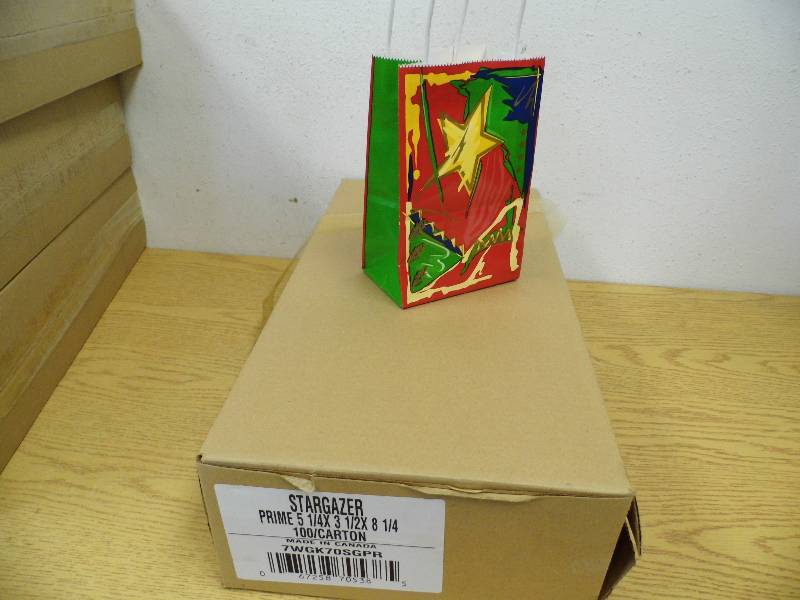 lot 92 image: Shopping Bags
