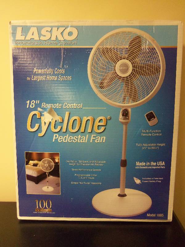 lot 104 image: Lasko 18 Remote Control Cyclone Pedestal Fan