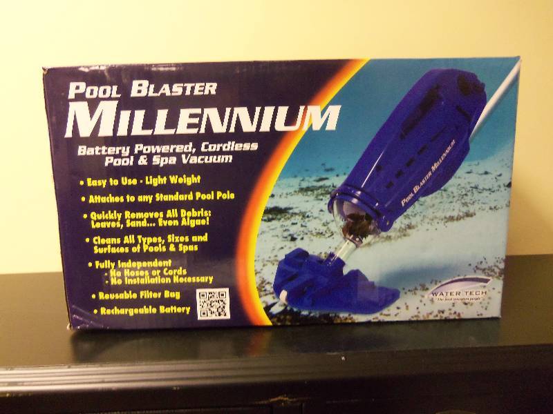 lot 112 image: Pool Blaster Millennium Pool Vac
