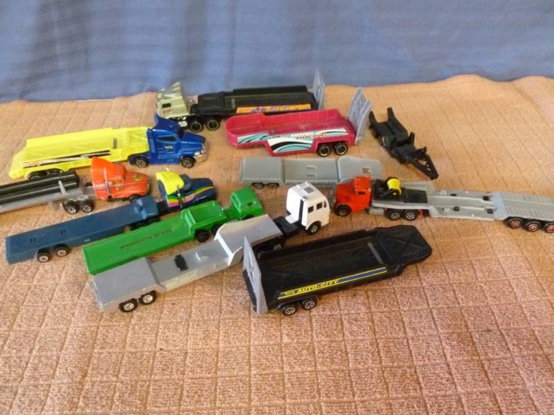 Die Cast Metal Trucks