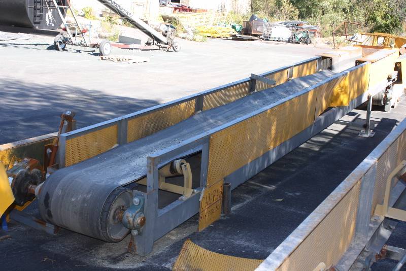 lot 4 image: Cal-Fab Systems Inc. Commercial Conveyor Belt System wMetal Frame & Belt 27 x 4