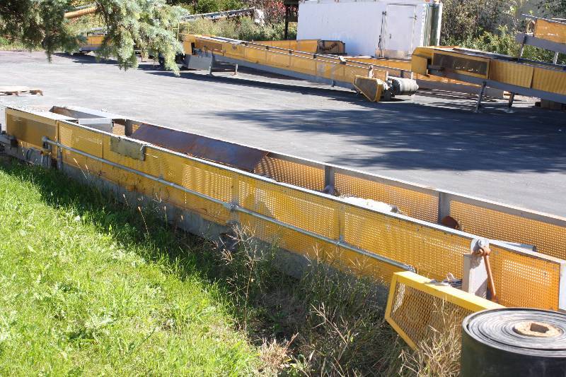 lot 11 image: Cal-Fab Systems Inc. Commercial Conveyor Belt System wMetal Frame & Belt 29.5 x 4