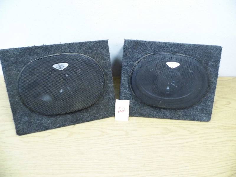 Pair Clarion Speakers