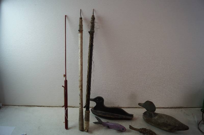 Vintage Duck DecoysIce Fishing Equipment