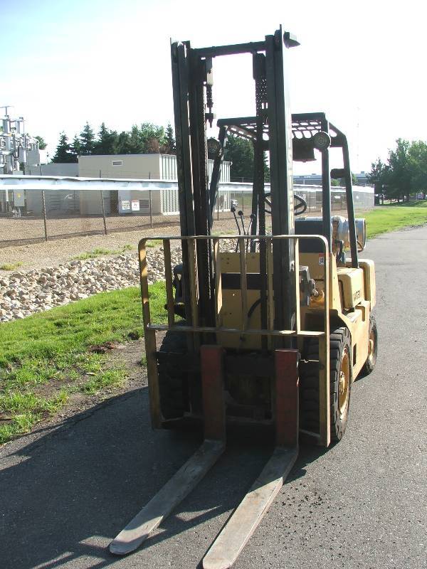 Hyster H60XL 6000lb Forklift