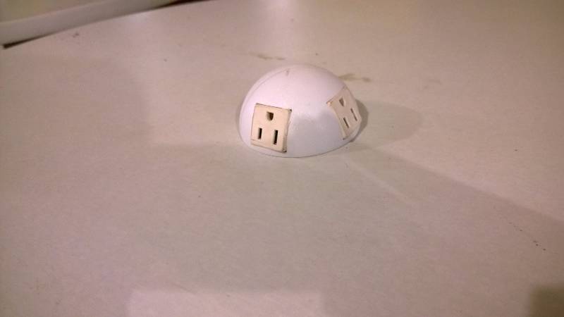 lot 5 image: White table with electricity outlet