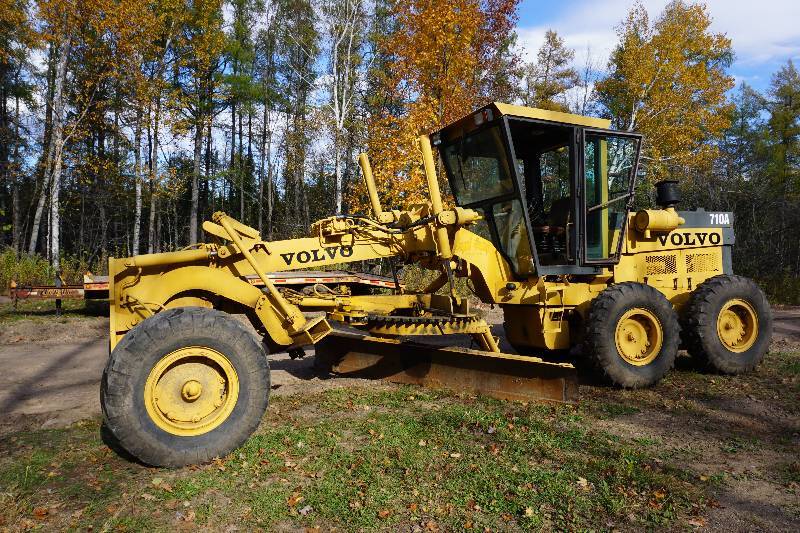 Volvo Champion 710A Articulating Road Grader KBID