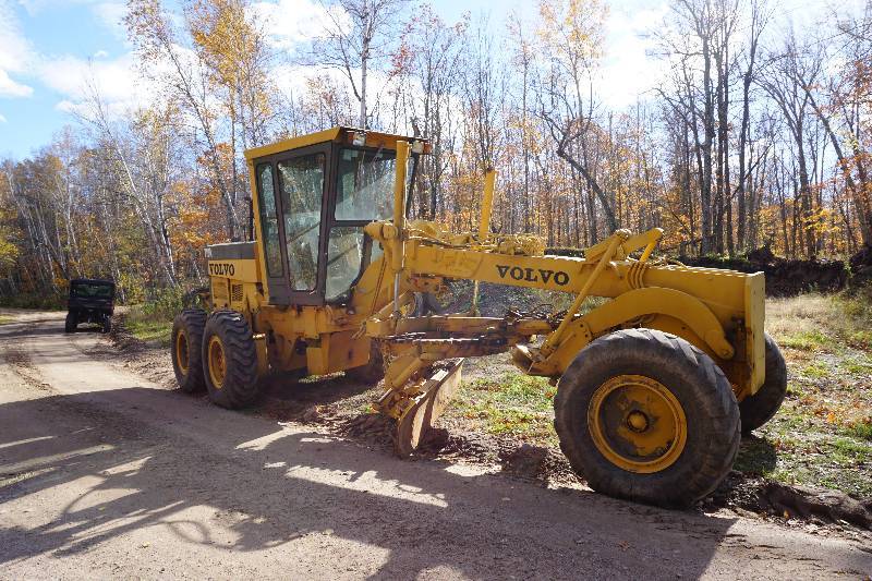 Mid 80's Volvo Champion Model 710A Articulating Road Grader Volvo