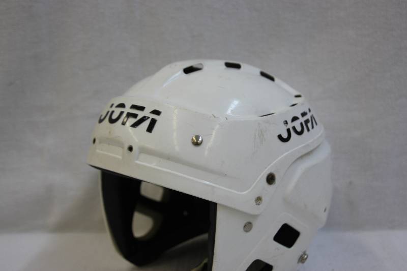 lot 4 image: Jofa hockey helmet, size 55-62