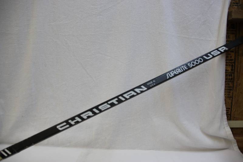 lot 5 image: Christian Superlite 5000 hockey stick