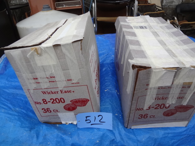 lot 512 image: 2 Cases of Wicker baskets