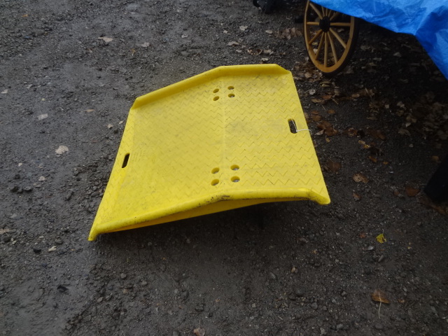 lot 514 image: Ramp