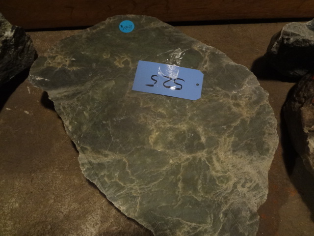 lot 525 image: Huge Piece of Jade