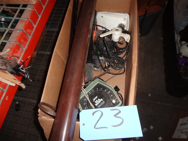 lot 23 image: Fishing Stuff