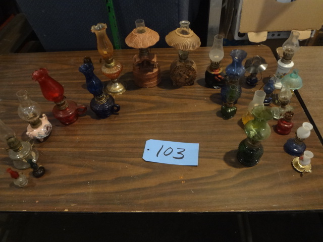 lot 103 image: Lot of Oil Lamps