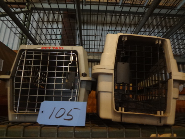 lot 105 image: Two Small Kennels